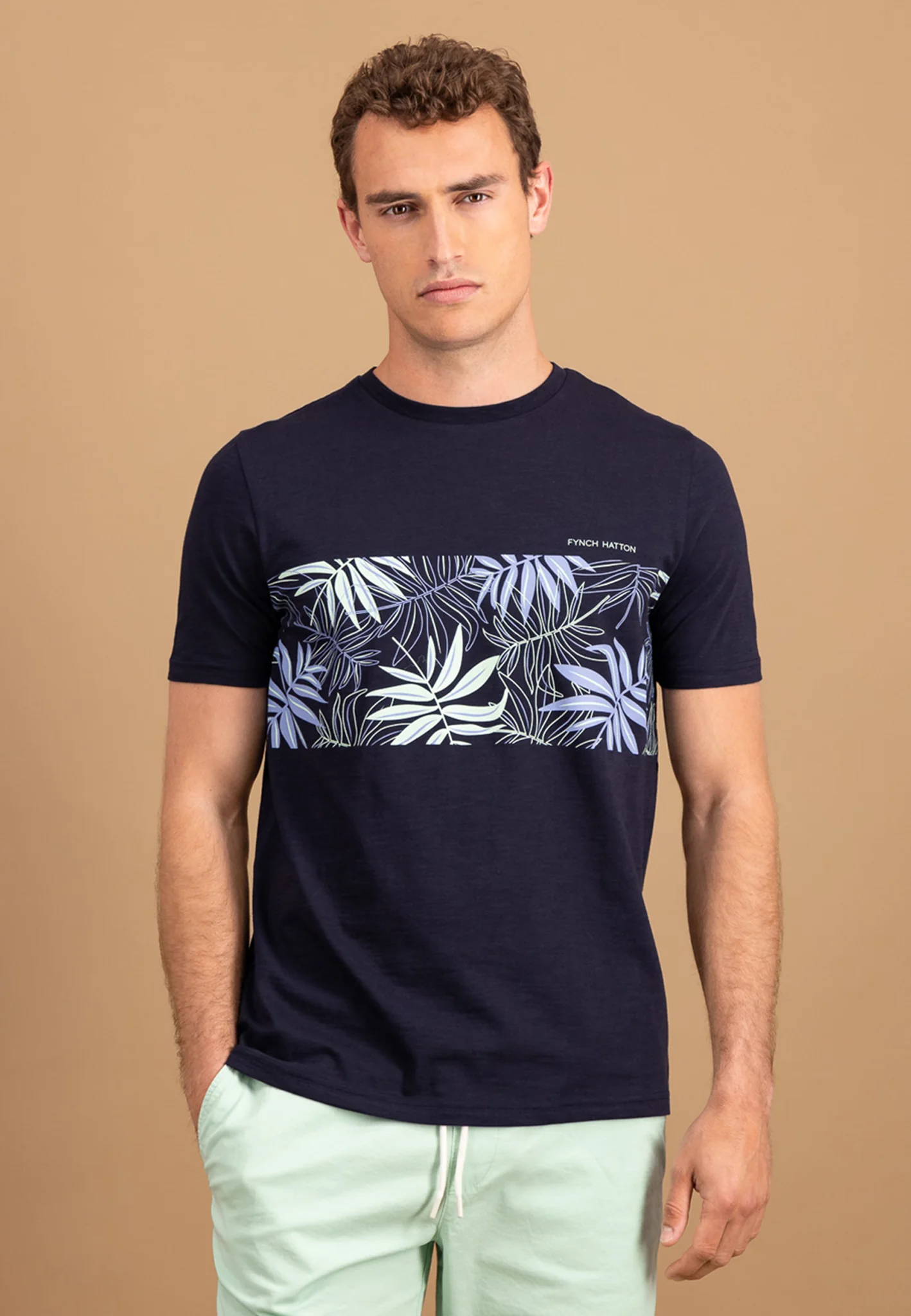 T-Shirt aus Baumwolle mit Rundhalsausschnitt und Frontprint
