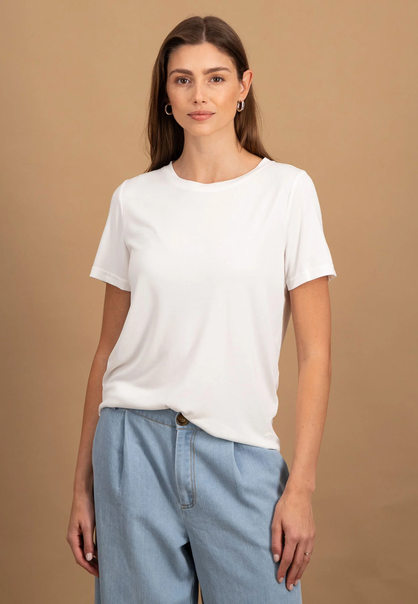 T-Shirt aus Modal-Mix mit Rundhalsausschnitt - Image 7